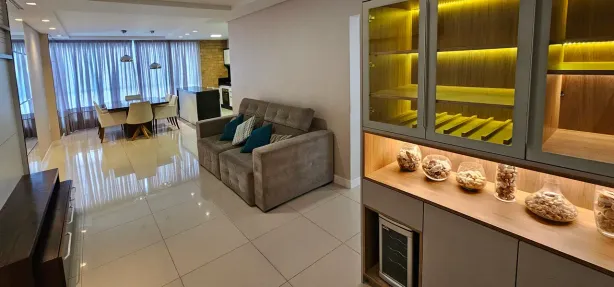 Apartamento com 3 Quartos para alugar, 107m² no Centro, Balneário Camboriú