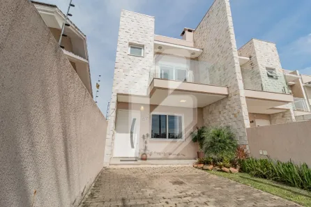 Sobrado com 3 Quartos à venda, 138m² no Oriço, Gravataí