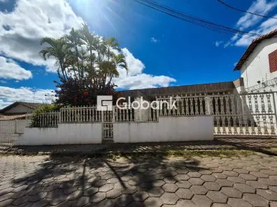 Imóvel Comercial com 6 Quartos para alugar, 550m² no São José, Montes Claros