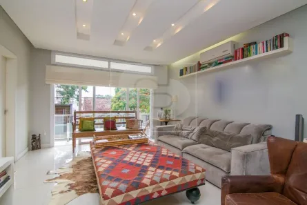 Casa com 3 Quartos à venda, 280m² no Jardim Lindóia, Porto Alegre