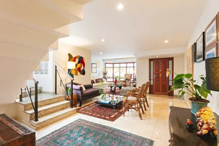 Casa com 3 Quartos à venda, 361m² no Jardim Leonor, São Paulo