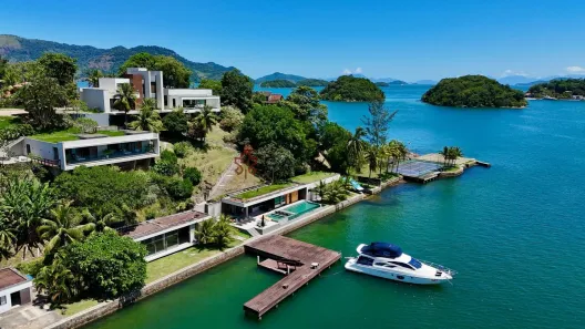 Casa de Condomínio com 7 Quartos à venda, 1870m² no Pontal (Cunhambebe), Angra dos Reis