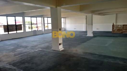 Sala Comercial para alugar, 270m² no Cidade Nova, Caxias do Sul