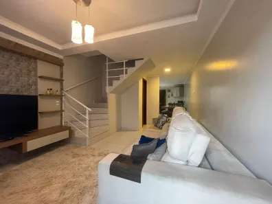 Sobrado com 3 Quartos à venda, 84m² no Vila Nova, Joinville