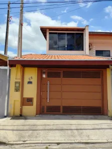 Sobrado com 2 Quartos à venda, 109m² no Loteamento Vila Olímpia, Taubaté