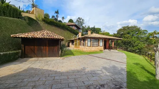 Casa de Condomínio com 3 Quartos à venda, 300m² no Pedro do Rio, Petrópolis