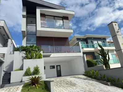 Sobrado com 3 Quartos à venda, 314m² no Cidade Parquelandia, Mogi das Cruzes