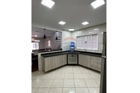 Sobrado com 3 Quartos à venda, 276m² no Jardim Cambuci, Mogi das Cruzes