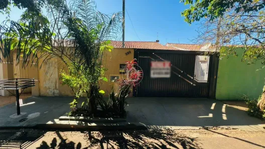 Casa com 3 Quartos à venda, 350m² no Monte Carlo, Campo Grande