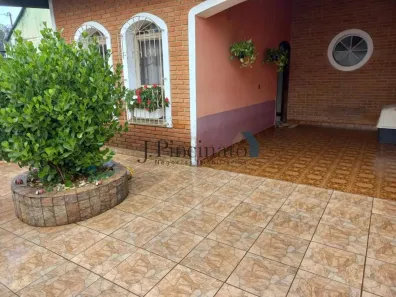 Casa com 2 Quartos à venda, 163m² no Vila Vianelo, Jundiaí