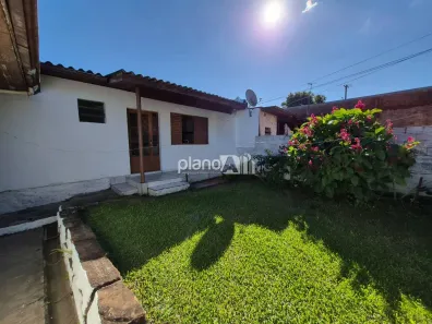 Casa com 2 Quartos para alugar, 129m² no Vila Bom Princípio, Cachoeirinha