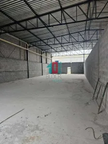 Galpão/Depósito/Armazém para alugar, 300m² no Guaratiba, Rio de Janeiro