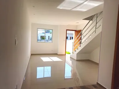 Casa com 2 Quartos à venda, 74m² no Caminho Novo, Palhoça