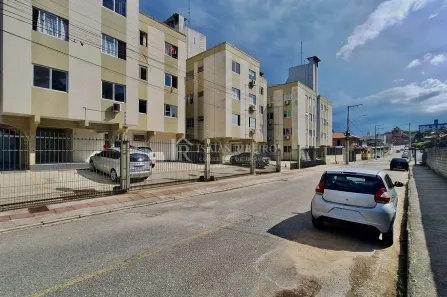 Apartamento com 2 Quartos à venda, 48m² no Serraria, São José