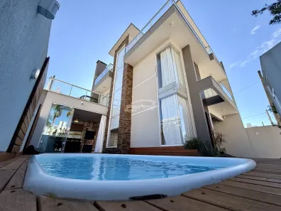 Casa com 3 Quartos para alugar, 180m² no Itacolomi, Balneário Piçarras