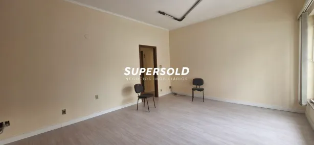 Imóvel Comercial com 3 Quartos para alugar, 194m² no Vila Itapura, Campinas