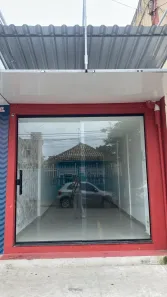 Ponto Comercial para alugar, 30m² no Centro, Rio das Ostras
