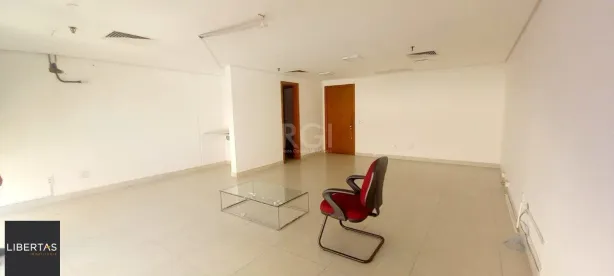 Sala Comercial à venda, 46m² no Centro Histórico, Porto Alegre