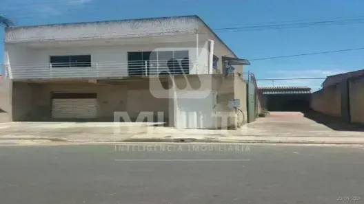 Ponto Comercial com 3 Quartos à venda, 200m² no Shopping Park, Uberlândia