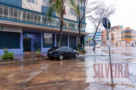 Ponto Comercial para alugar, 490m² no São Geraldo, Porto Alegre