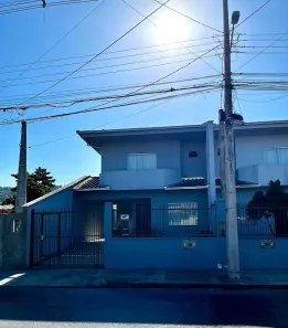 Sobrado com 3 Quartos à venda, 120m² no Iririú, Joinville