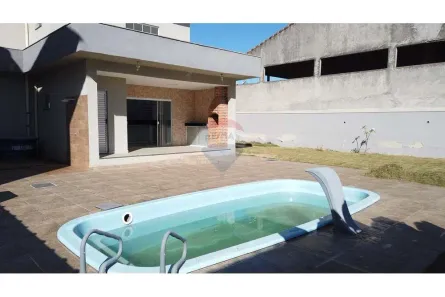 Casa com 4 Quartos à venda, 200m² no Guaratiba (Ponta Negra), Maricá