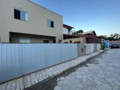 Sobrado com 2 Quartos à venda, 68m² no São João do Rio Vermelho, Florianópolis