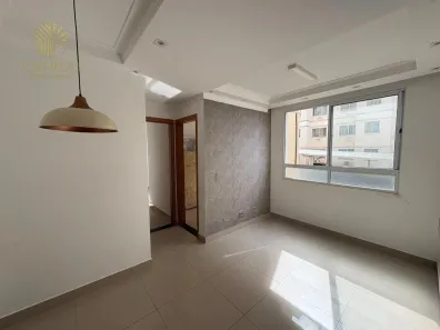 Apartamento com 2 Quartos para alugar, 45m² no Parque Industrial, Maringá