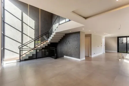 Casa de Condomínio com 4 Quartos à venda, 330m² no Novo Mundo, Curitiba