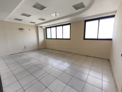 Sala Comercial com 6 Quartos para alugar, 115m² no Meireles, Fortaleza