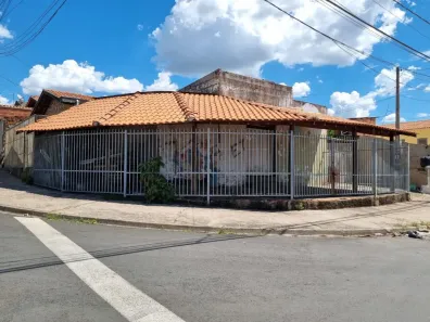 Casa com 4 Quartos à venda, 66m² no Parque Hippolyto, Limeira