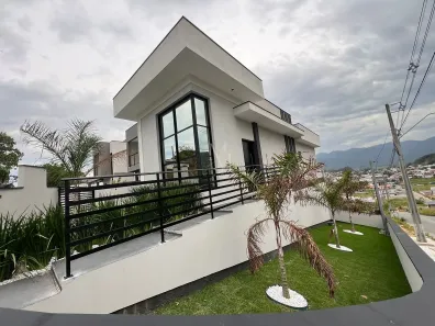 Apartamento com 3 Quartos à venda, 906m² no Alto Aririú, Palhoça