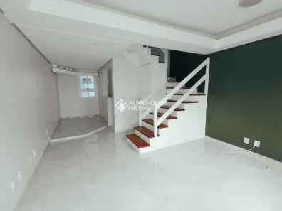Casa de Condomínio com 2 Quartos para alugar, 88m² no Rio Branco, Canoas