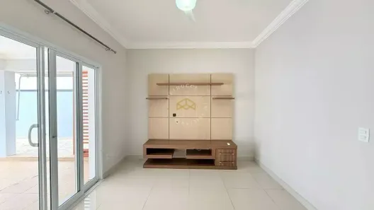 Casa com 3 Quartos para alugar, 249m² no Swiss Park, Campinas