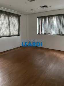 Ponto Comercial para alugar, 50m² no Moema, São Paulo