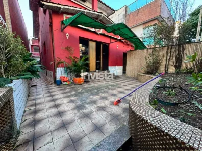 com 10 Quartos para alugar, 317m² no Encruzilhada, Santos