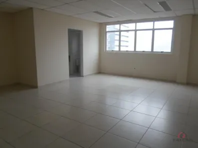 Sala Comercial para alugar, 64m² no Vila Mathias, Santos
