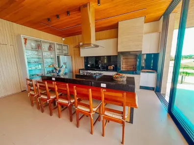 Fazenda/Sítio com 4 Quartos à venda, 2850m² no , Porecatu