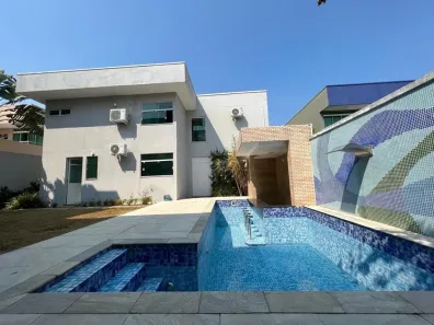 Casa de Condomínio com 3 Quartos para alugar, 250m² no Ponta Negra, Manaus