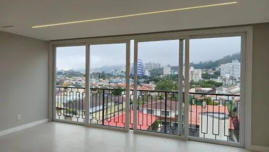 Apartamento com 3 Quartos para alugar, 180m² no Córrego Grande, Florianópolis