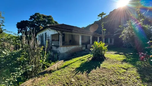 Fazenda/Sítio com 3 Quartos à venda, 1m² no Jardim Gandé, Magé