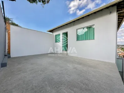Casa com 2 Quartos à venda, 360m² no Santa Mônica, Belo Horizonte