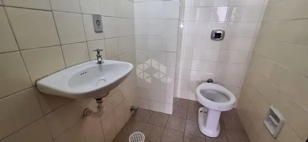 Sala Comercial para alugar, 70m² no Auxiliadora, Porto Alegre