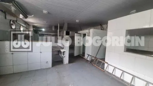 Imóvel Comercial para alugar, 150m² no Irajá, Rio de Janeiro