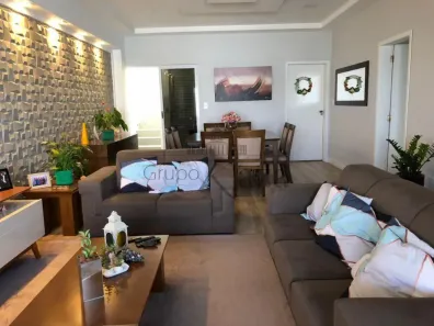 Casa com 5 Quartos à venda, 250m² no Jardim América, Jacareí