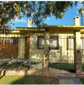 Casa com 2 Quartos à venda, 170m² no Jardim do Castelo, Bagé