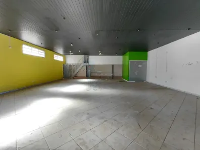 Ponto Comercial para alugar, 200m² no Vila Industrial, Sertãozinho