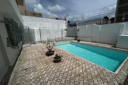 Casa com 4 Quartos à venda, 187m² no Lagoa Nova, Natal