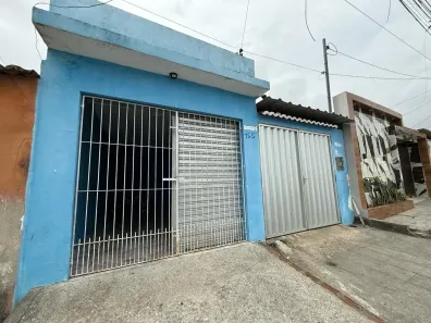 Casa com 4 Quartos à venda, 110m² no Centenário, Campina Grande
