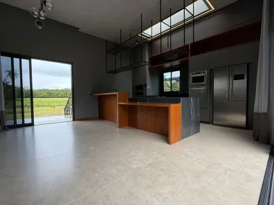 Casa com 3 Quartos à venda, 312m² no , Joinville